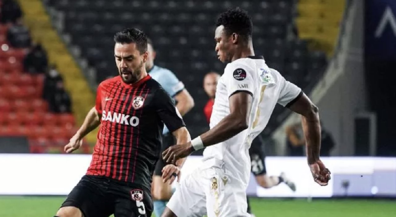 Gaziantep FK-Yeni Malatyaspor erteleme maçında gol sesi çıkmadı