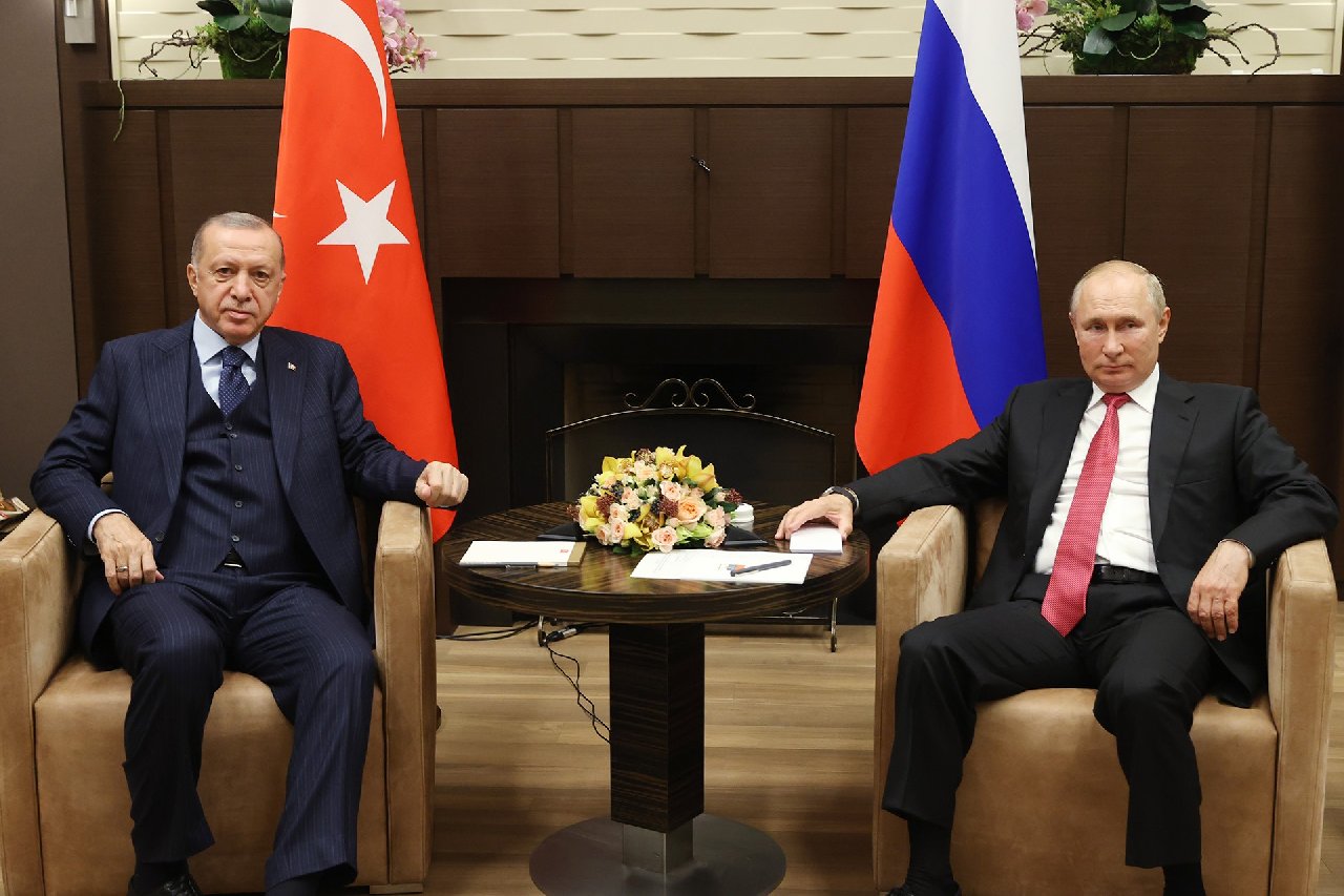 Erdoğan ile Putin telefonda görüştü