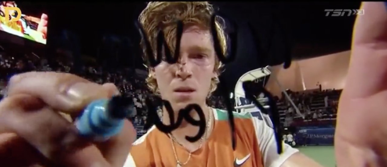 Canlı yayında Rus sporcudan "Savaşa hayır" mesajı