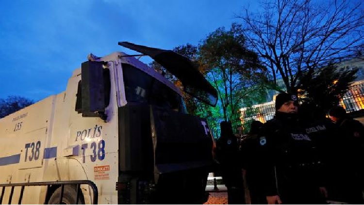 İran Başkonsolosluğu önünde protestoya gözaltı!