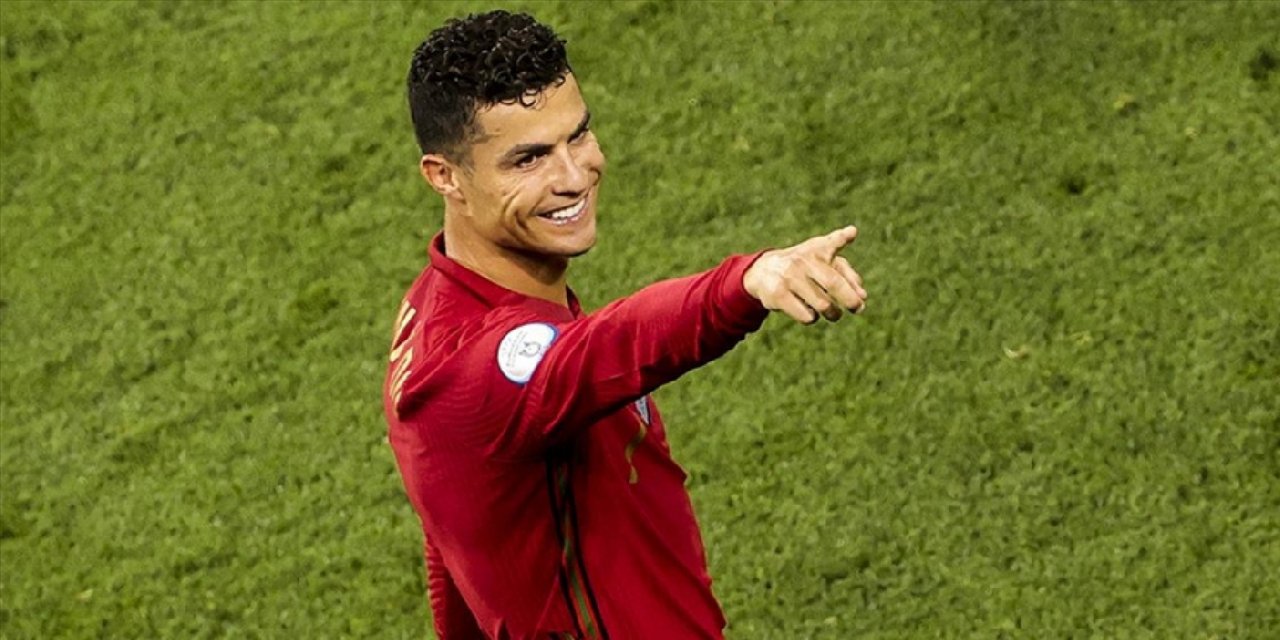 Ronaldo canlı yayında duş aldı, 1 milyon kişi izledi