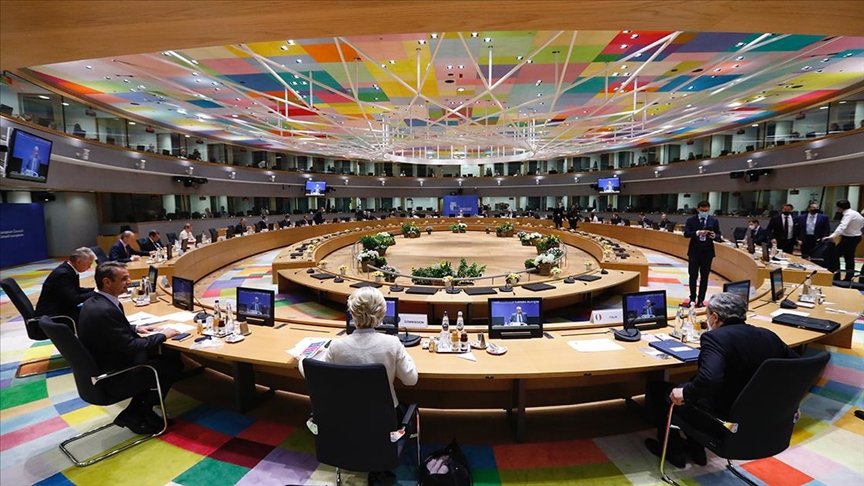 AB Komisyonu Başkanı: Hastaneye saldırı "savaş suçu" sayılabilir