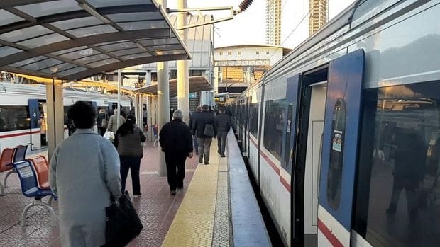 İzmir'de zamlı ulaşım tarifeleri belli oldu