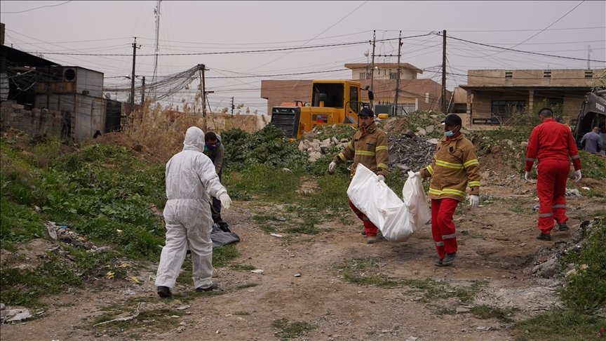 Irak'taki toplu mezardan 143 kişiye ait kalıntı çıkarıldı