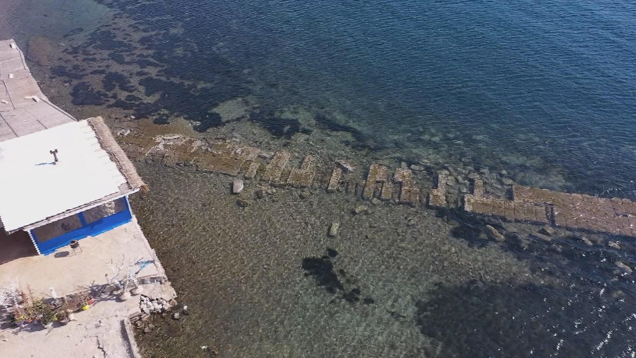 Bodrum'da deniz çekildi: Tarihi Kral Yolu ortaya çıktı