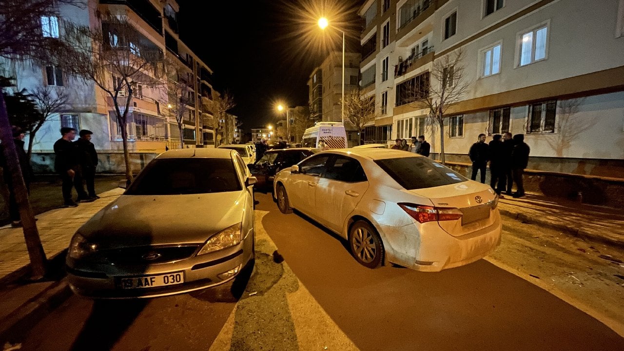 Araç kurşunlayıp kaçtılar, kaza sonucu yakalandılar