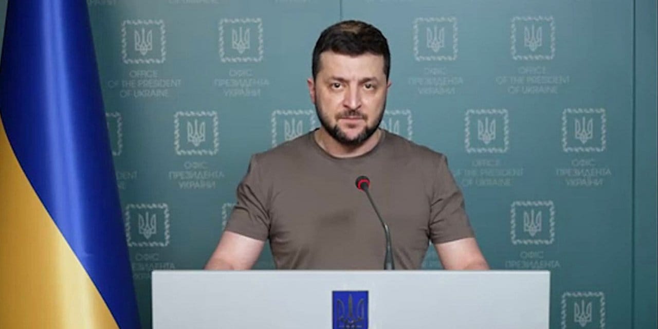 Zelenski: Türkiye Mariupol'daki yaralıları ve ölüleri gemilerle nakletmeye hazır