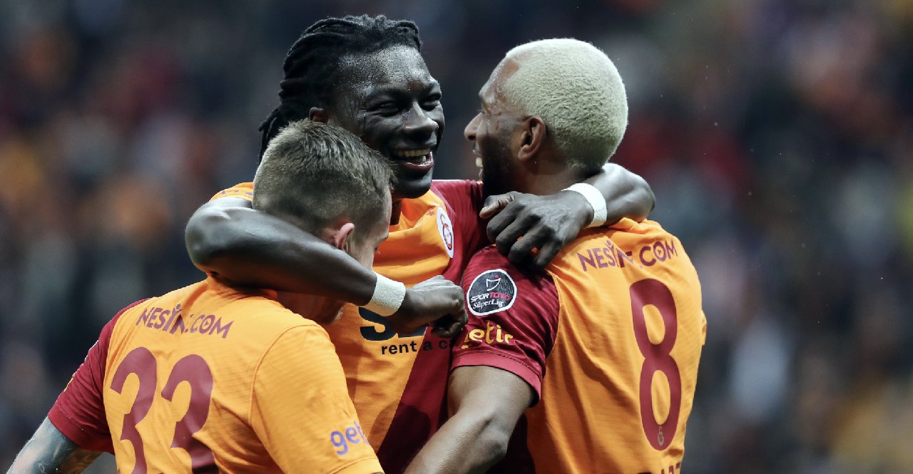 Galatasaray derbi öncesi moral buldu