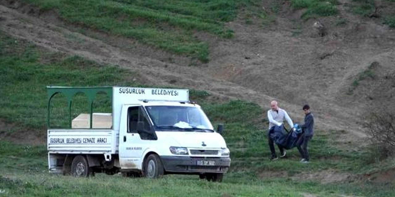 Susurluk'ta dehşet: Anne ve oğlu ölü bulundu baba ve kızı yaralı