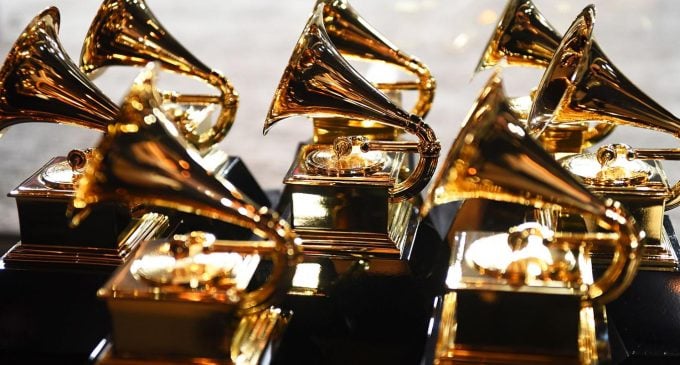 2022 Grammy Ödülleri sahiplerini buldu