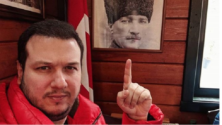 Şahan Gökbakar'dan beğeni toplayan Atatürk paylaşımı!