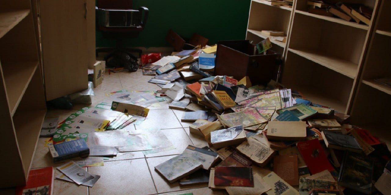 HDP ilçe binasına polis baskını