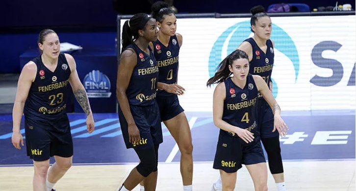 Final öncesi büyük talihsizlik! Zehirlendiler