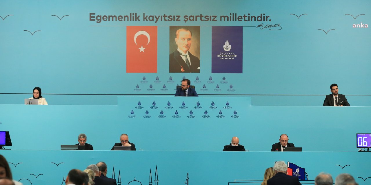 İETT’nin 2021 faaliyet raporu İBB meclisinde kabul edildi