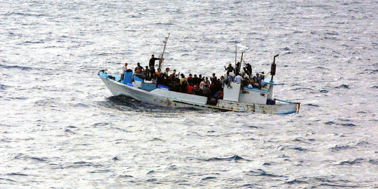 Libya açıkları göçmenlere mezar oldu: 6 ölü