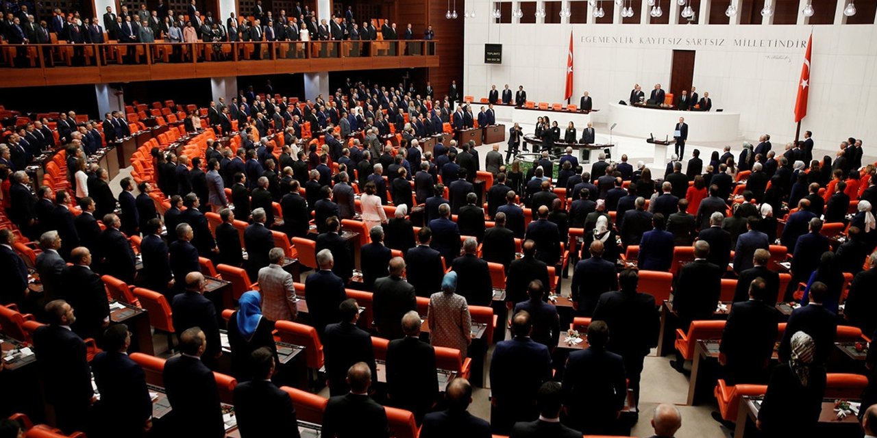 Eksik ücret ödeyen vakıf üniversiteleri meclis gündeminde