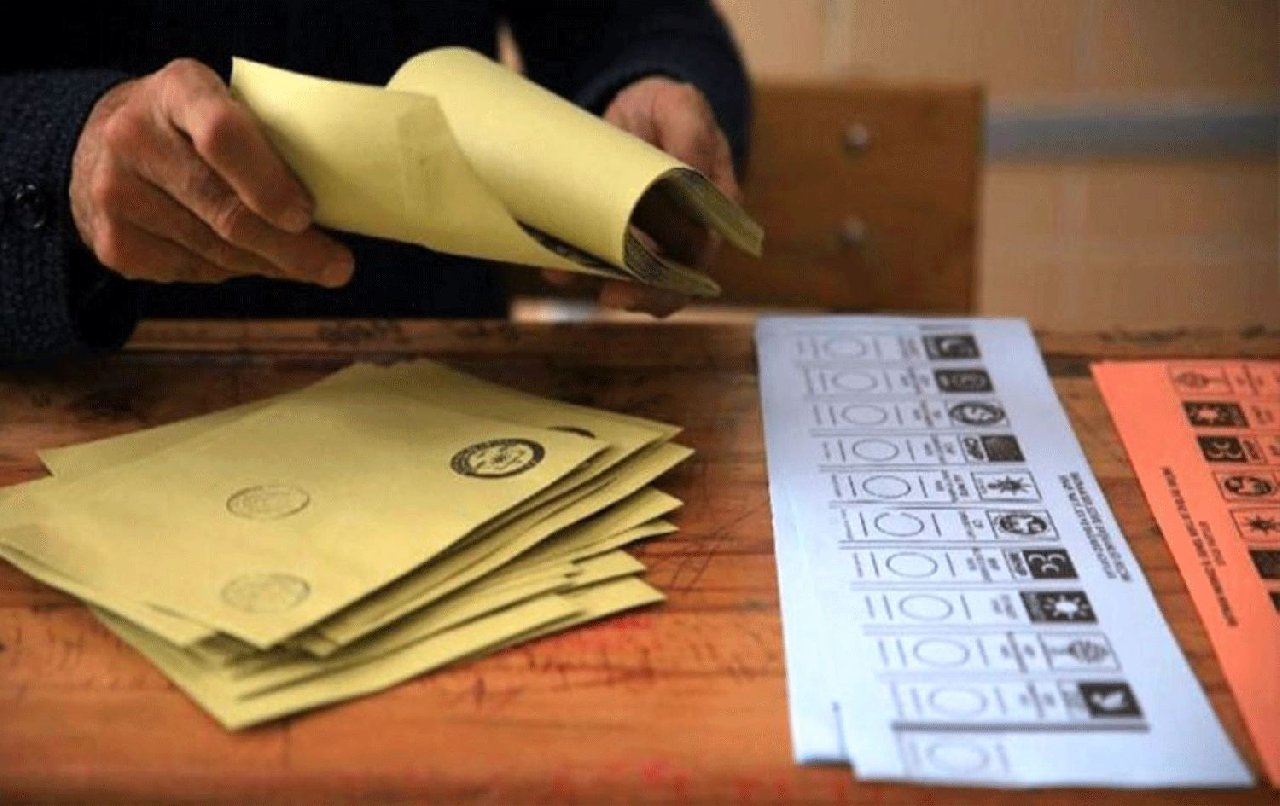 İşte son anket: AKP yüzde 30'un altında, İYİ Parti yüzde 20'yi geçti