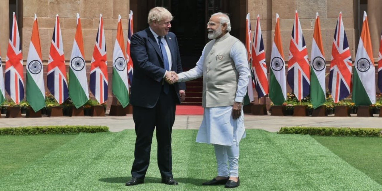İngiltere ve Hindistan arasında savunma anlaşması