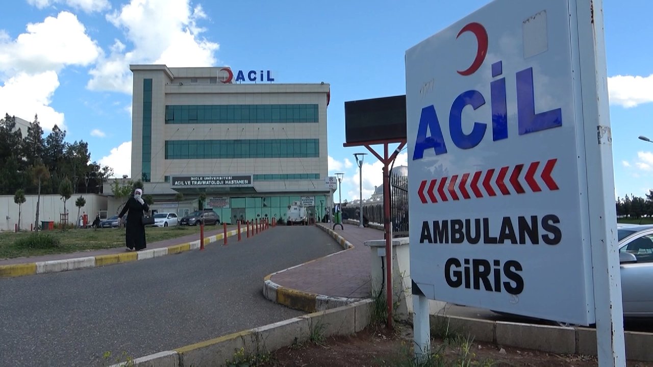 Annesinin cenazesini getirirken kazada öldü