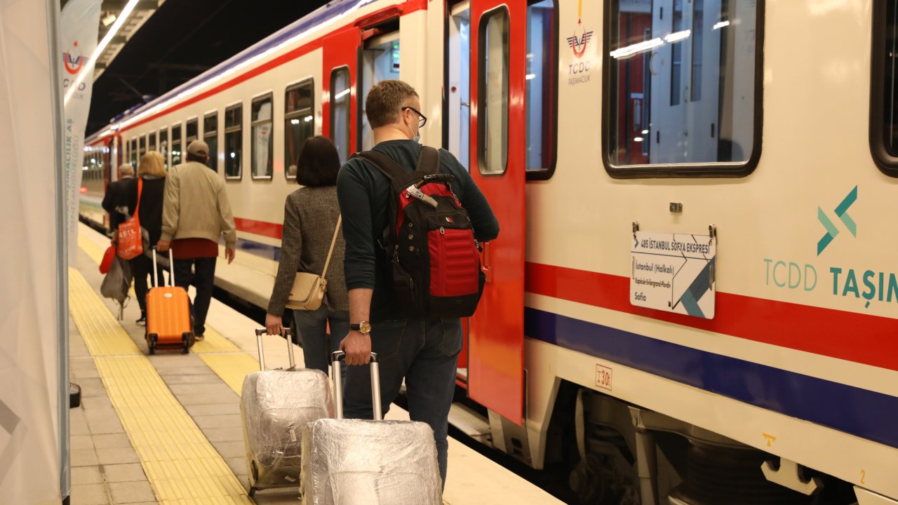 İstanbul Sofya Expres seferleri yeniden başladı