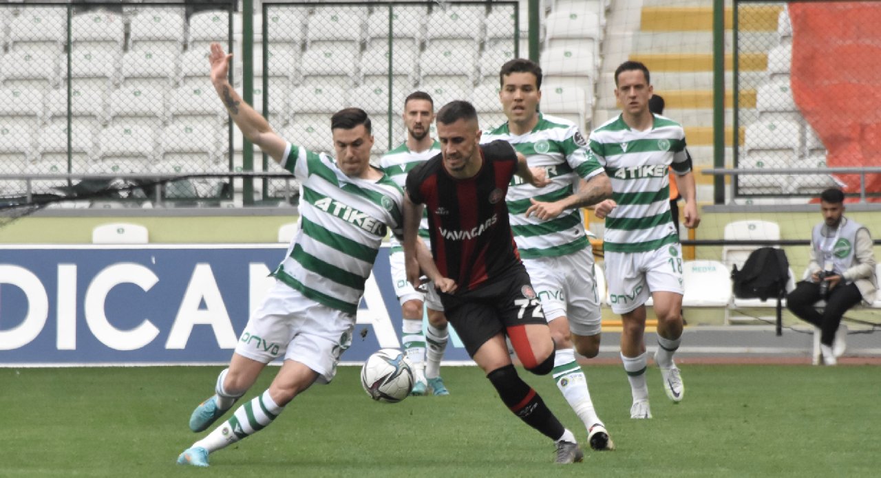 Konyaspor ikincilik yolunda büyük yara aldı