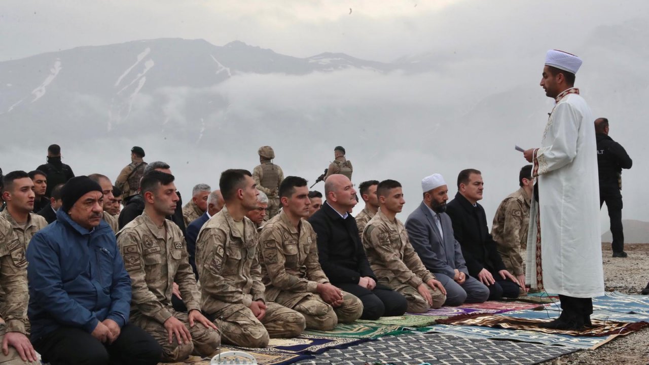 Bakan Soylu, İran sınırında