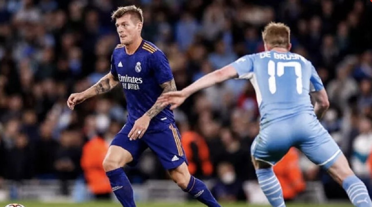 Real Madrid ile Manchester City Şampiyonlar Ligi finali için sahada