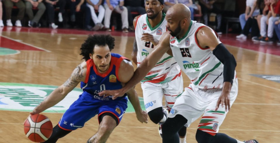 Pınar Karşıyaka seriyi eşitledi