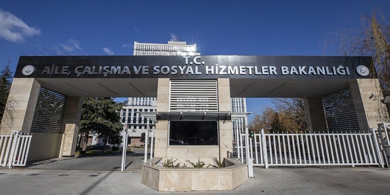 Bazı bakanlık ve kurumlara 42 kadro ihdas edildi