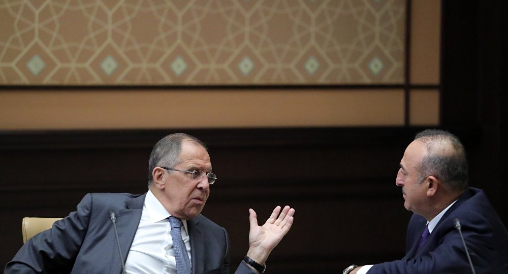 Çavuşoğlu ve Lavrov Soçi'yi görüştü