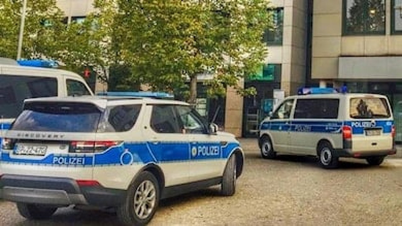Almanya’da okula silahlı saldırı