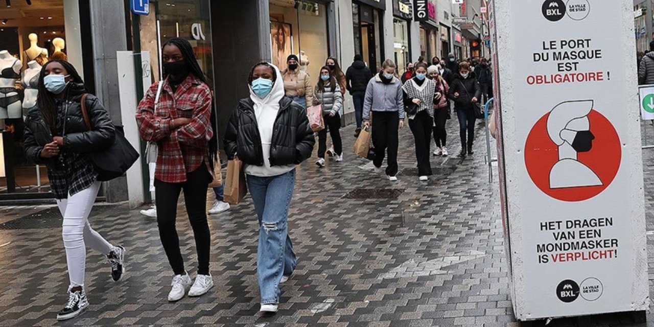 Belçika'da toplu taşımada maske zorunluluğu kaldırıldı