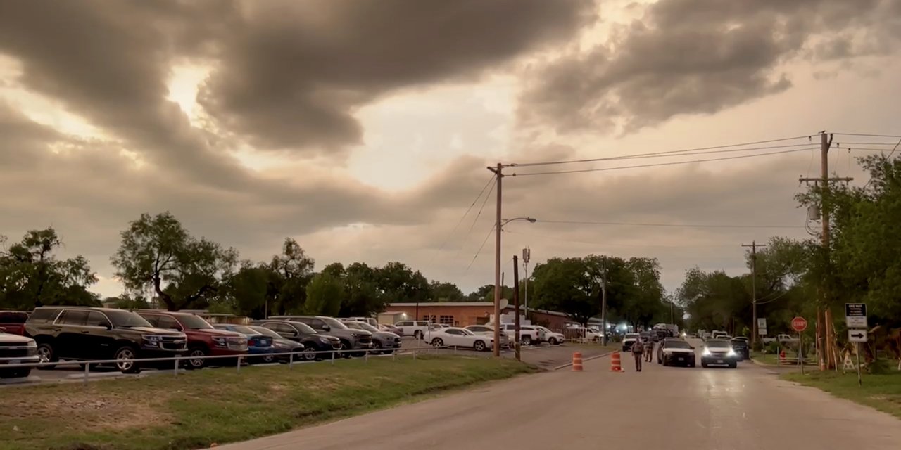 ABD'deki okul saldırganının Facebook paylaşımı ortaya çıktı