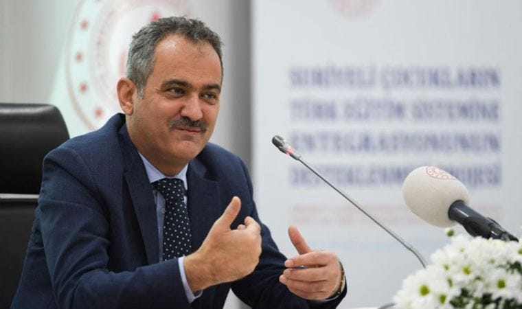 Bakan Özer: Öğretmenler 27-30 Haziran'da idari izinli