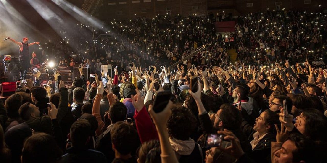 Anadolu Fest’in iptaline gençlerden tepki: Özgürlüğümüzün kısıtlandığını düşünüyorum