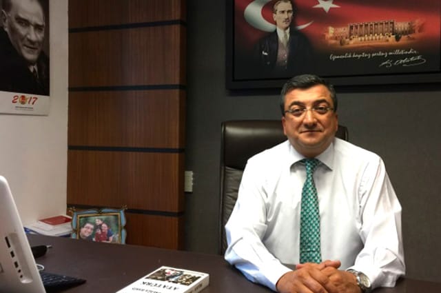 CHP'li bir belediyeye daha operasyon: Başkan dahil 3 kişi gözaltında