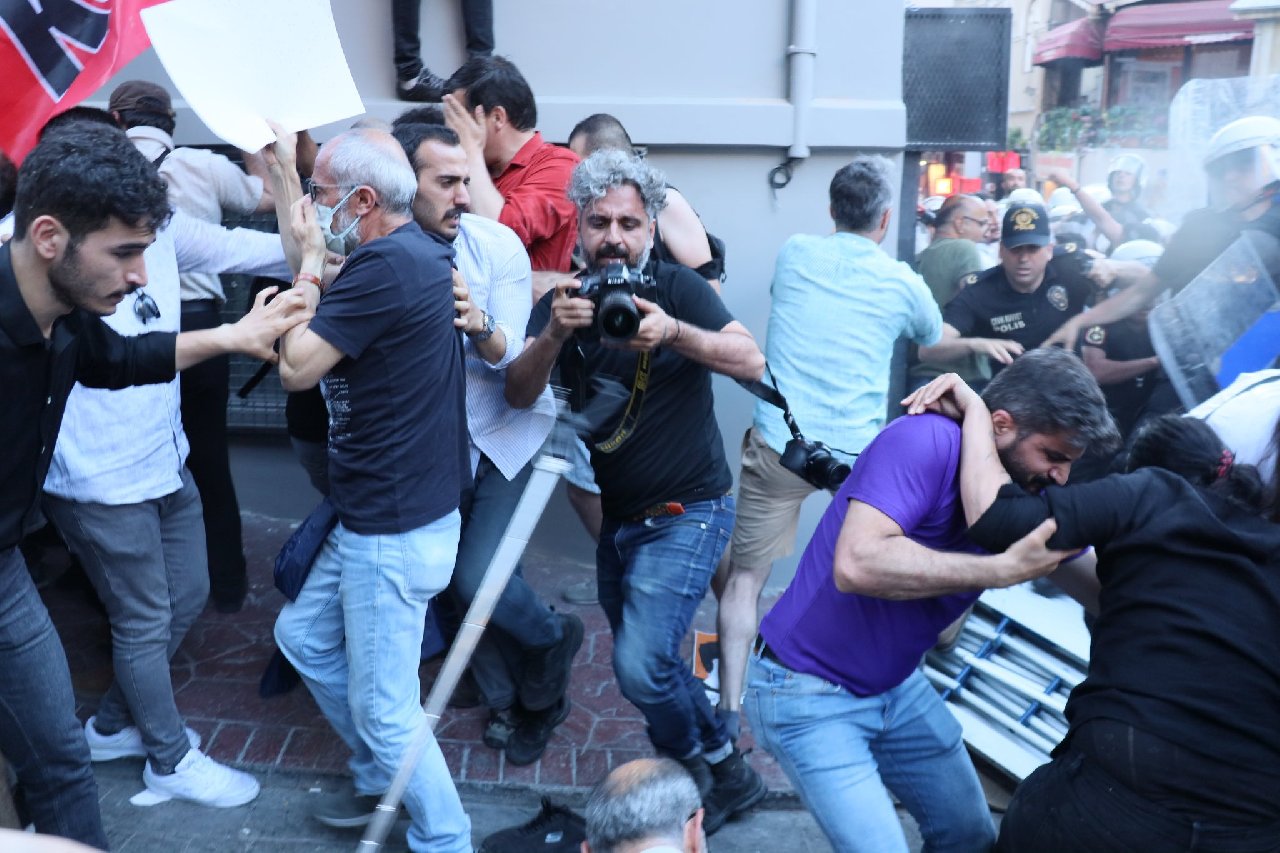 TGS: Protesto da gazetecilik de suç değildir