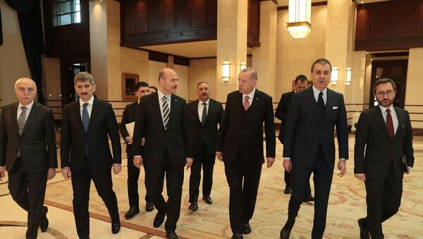 AKP'liler 2 yıl aranın ardından kampa giriyor