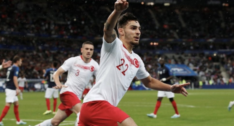 Trabzonspor'a Kaan Ayhan transferinde sürpriz rakip