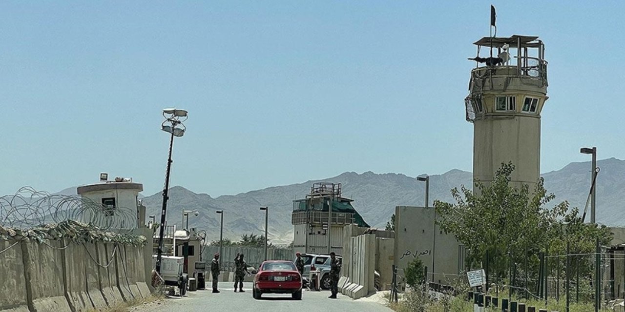 Türkiye talipti: Taliban havalimanlarının işletmesini BAE'ye devretti