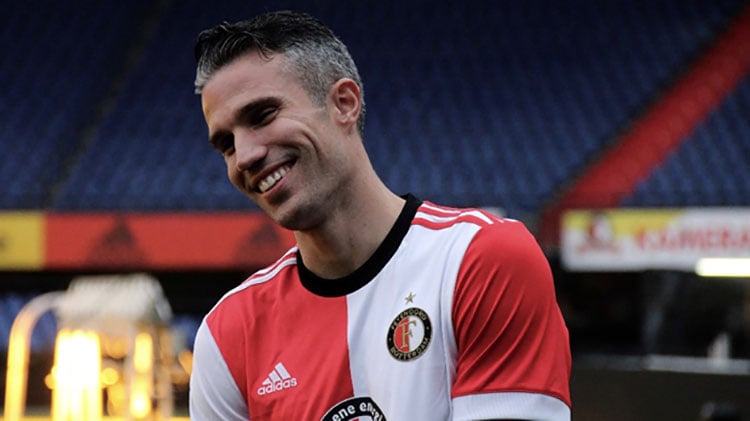 Robin van Persie Hollanda'yı da karıştırdı