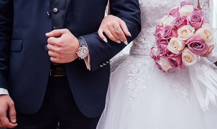 Anayasa değişikliği teklifi: Evliliğin tanımı yeniden belirlendi