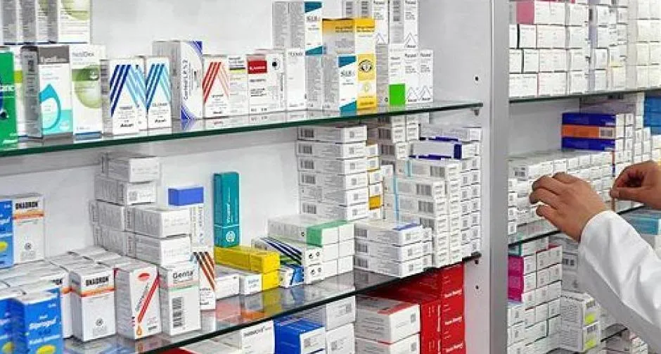 Eczacıların özlük hakları iyileştirilsin önergesi AKP ve MHP oylarıyla reddetti