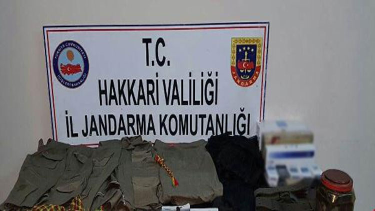 Terör örgütü PKK kıyafetli fotoğraf paylaşımına gözaltı