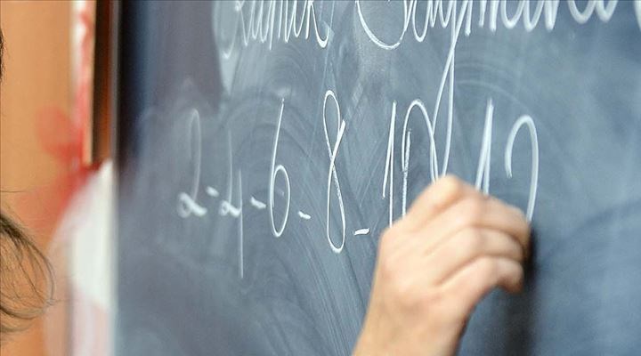 Öğrencisini darbetmekle suçlanan öğretmene soruşturma