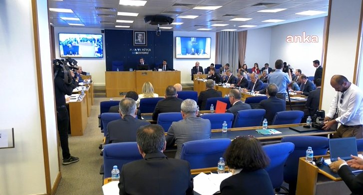 Sağlık çalışanlarıyla ilgili kanun teklifinin görüşmeleri başladı