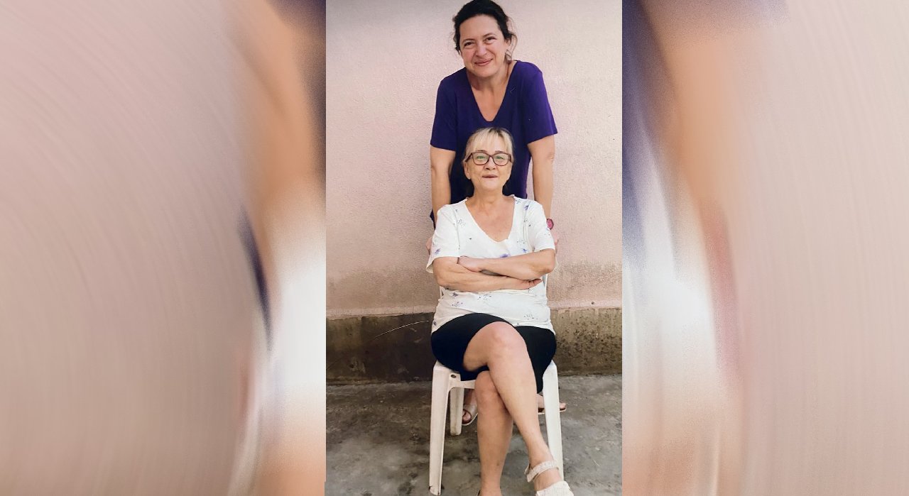 Mücella Yapıcı ve Çiğdem Mater'den yeni fotoğraf