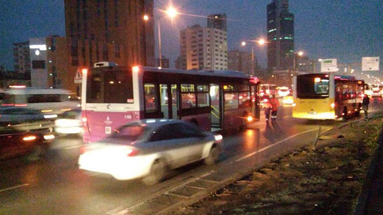 İstanbul'da servis şoförü dehşeti! Kurşun yağdırdı...