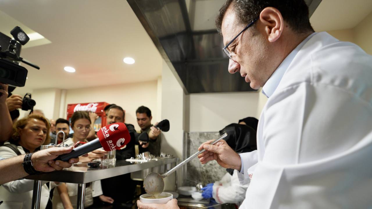 Kent Lokantası'nda öğrencilere ilk servis İmamoğlu'ndan