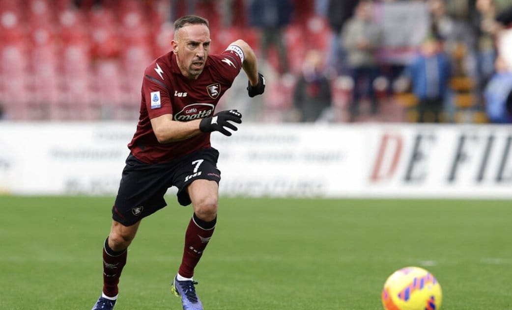 Galatasaray'a Ribery şoku! 17 yıl sonra kötü haber